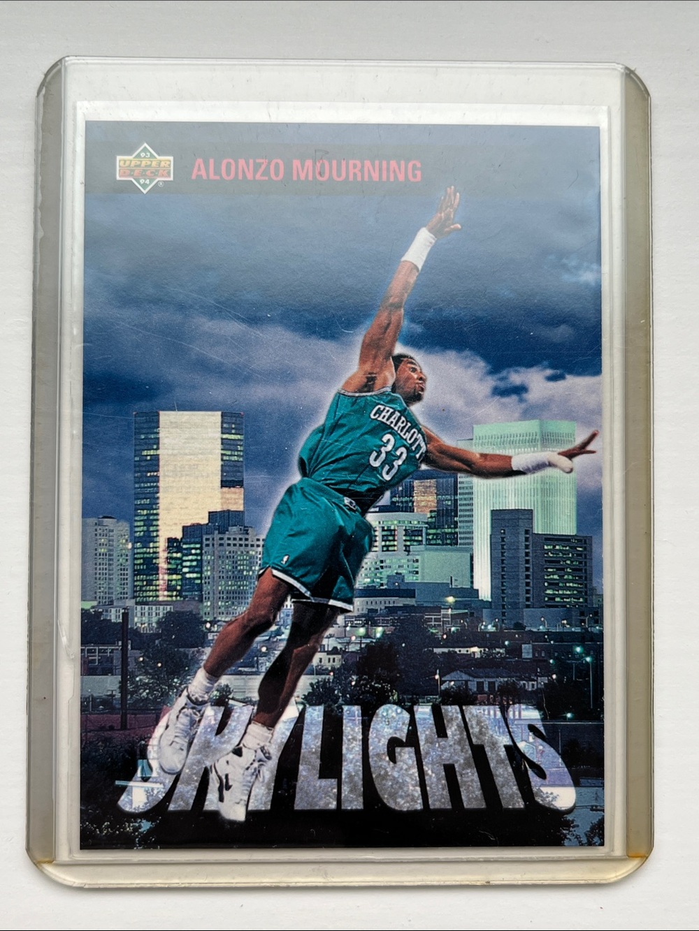 1993-94 Upper Deck Alonzo Mourning “Skylights”. Card #468. Excellent Condition.
